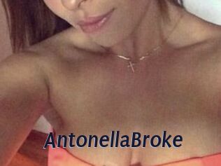 AntonellaBroke