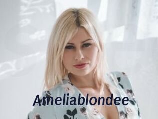 Ameliablondee