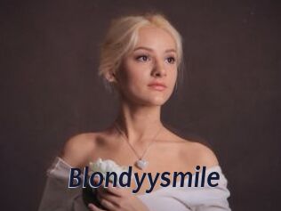 Blondyysmile