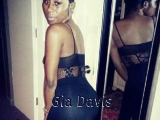 Gia_Davis