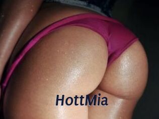 Hott_Mia