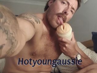 Hotyoungaussie