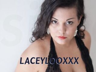 LACEYLOOXXX