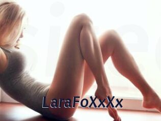 LaraFoXxXx