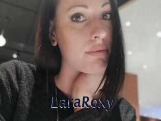 LaraRoxy