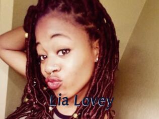 Lia_Lovey