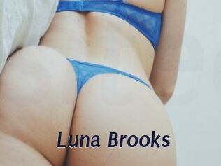 Luna_Brooks