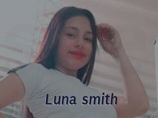 Luna_smith