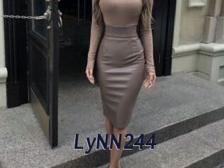 LyNN244