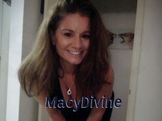 Macy_Divine