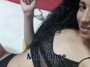 Mia_Dance