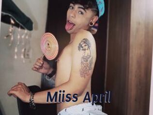 Miiss_April