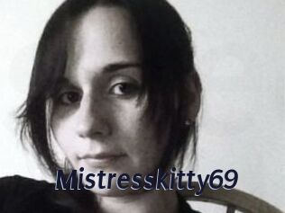 Mistresskitty69