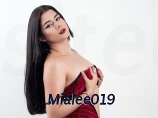 Mialee019