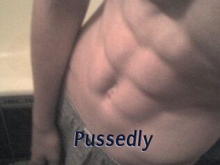 Pussedly