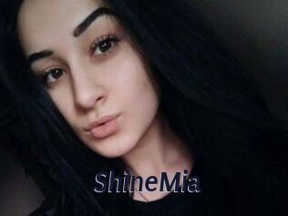 ShineMia