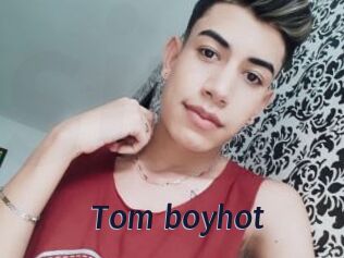 Tom_boyhot