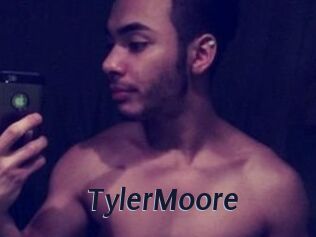 Tyler_Moore