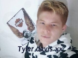 Tyler_davis_xx