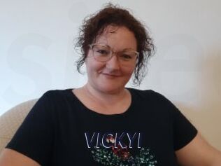 VICKYI